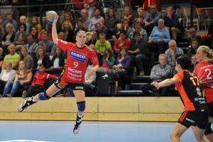 Handbal Zwolle Cup Winners Cup Sercodak Dalfsen - Zaglebie Lubin: Myrthe Schoenaker (Sercodak Dalfsen)